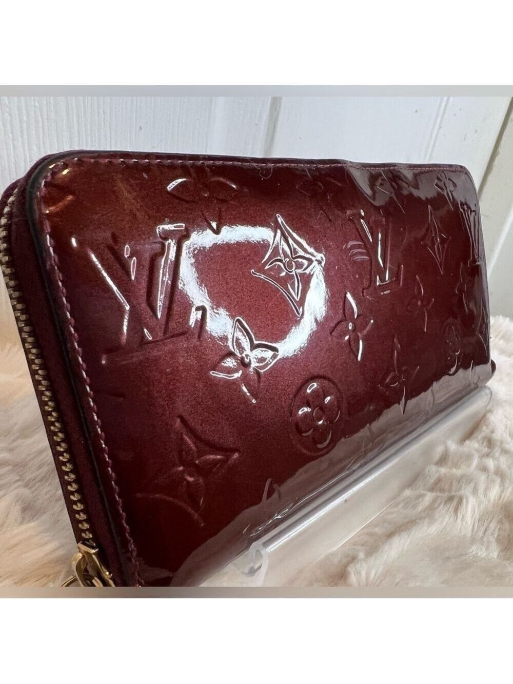 LOUIS VUITTON VERNIS ZIPPY WALLET BURGANDY